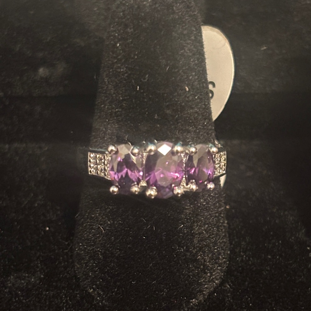 Elegant Purple Gemstone Ring